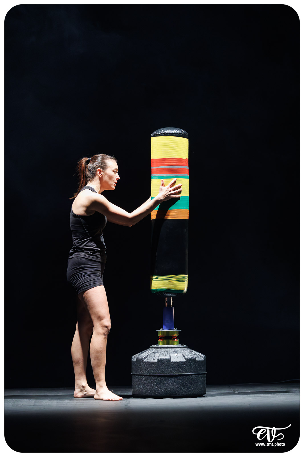 TMTPHOTO L'ODEUR DE LA GUERRE (JULIE DUVAL) 014